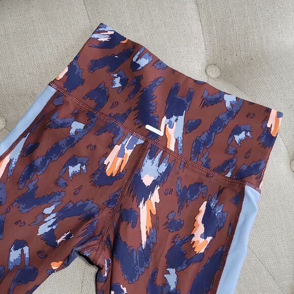 Aerie Chill Play Move Activewear Leggings Leopard Cheetah Print Women's Small - Picture 5 of 10